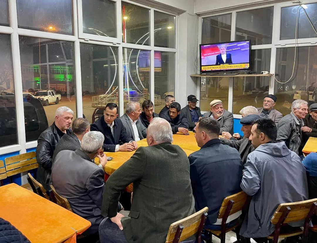 Kaymakam Emrah Aslan Taşoluk’ta Vatandaşlarla Kadir Gecesinde Buluştu