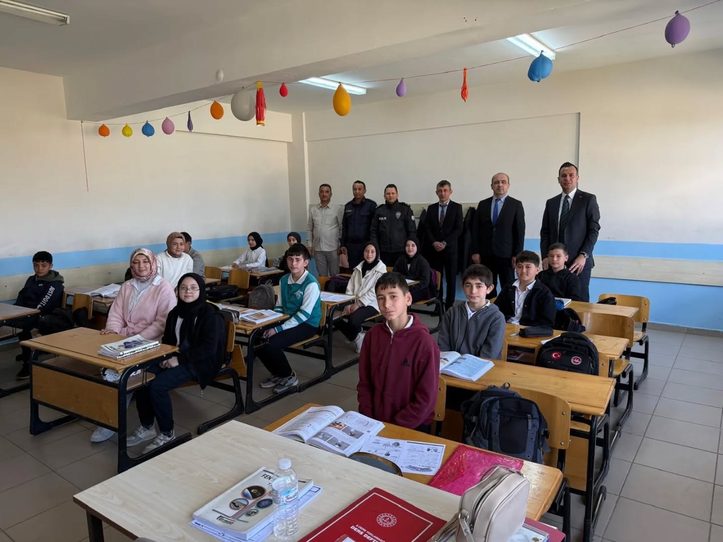 Kaymakam Aslan’dan Sinanpaşa Anadolu İmam Hatip Lisesine Ziyaret