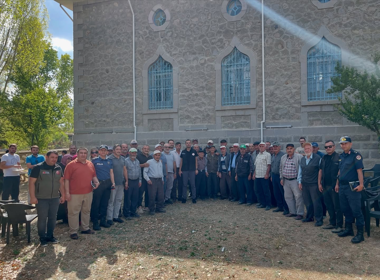 Kaymakam Aslan, Yıldırımkemal’de vatandaşlarla buluştu