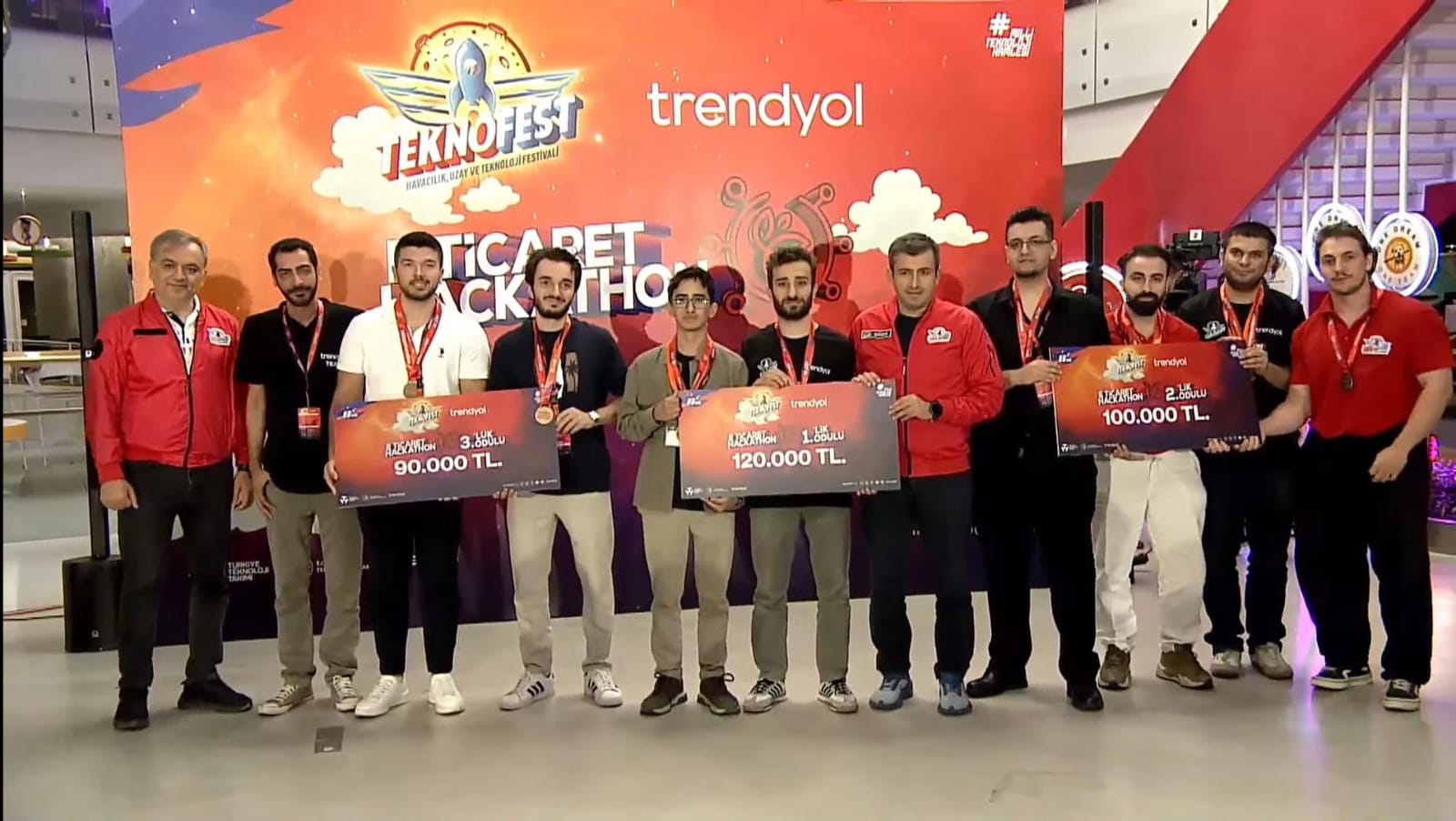 Düzağaçlı Lokman Tuğrul Emek, AKÜ’yü TEKNOFEST’te Gururlandırdı!