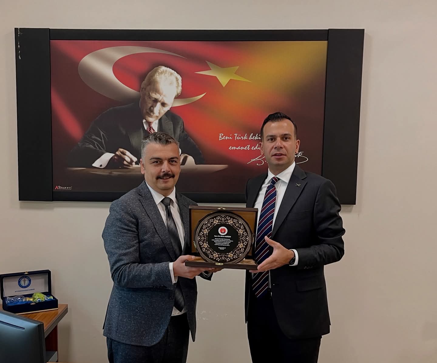 Kaymakam Aslan’dan Dr. Ayçiçek’e Hayırlı Olsun Ziyareti!