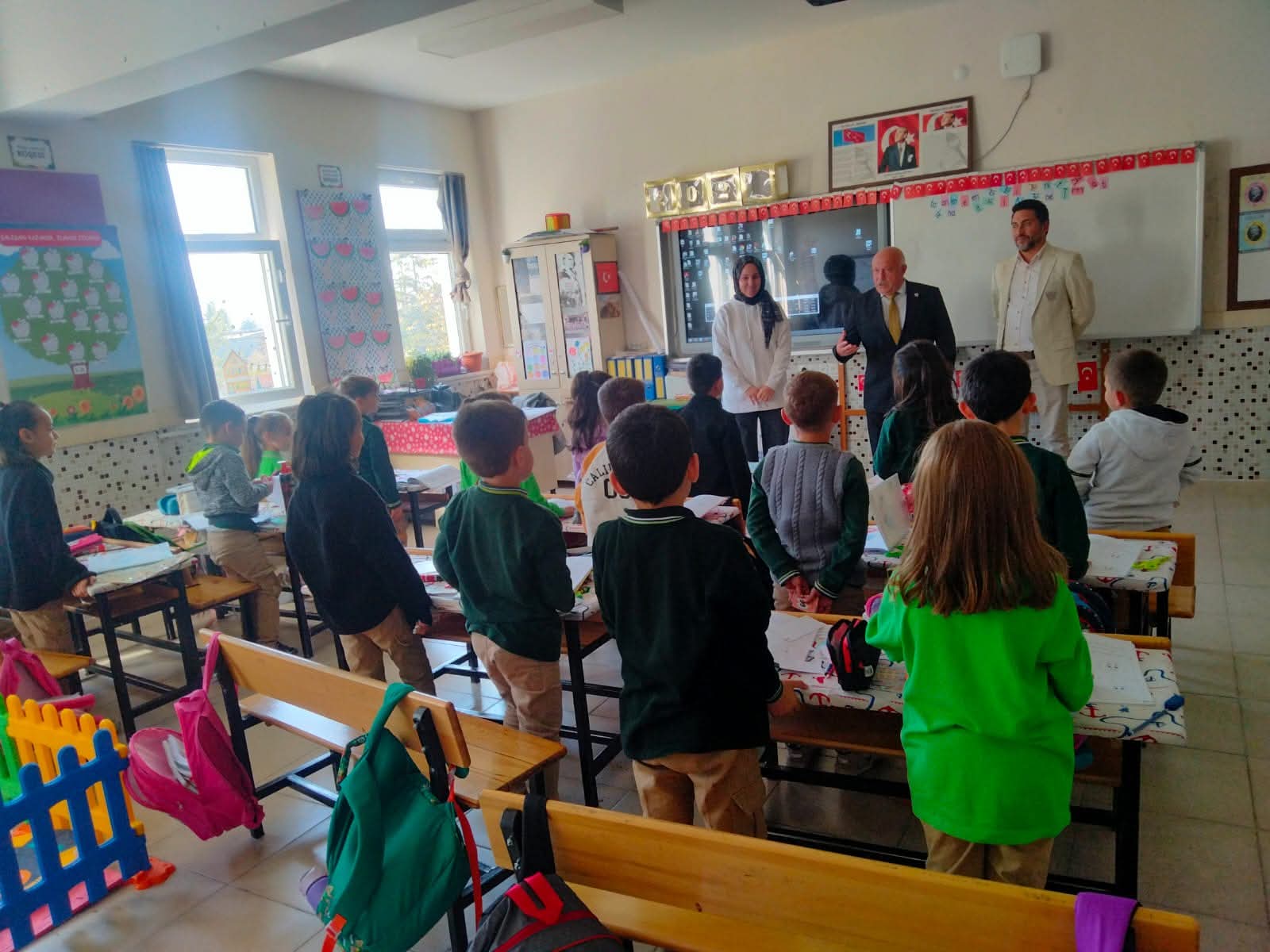 Başkan Osman Ateş’ten Minik Öğrencilere Büyük Destek!