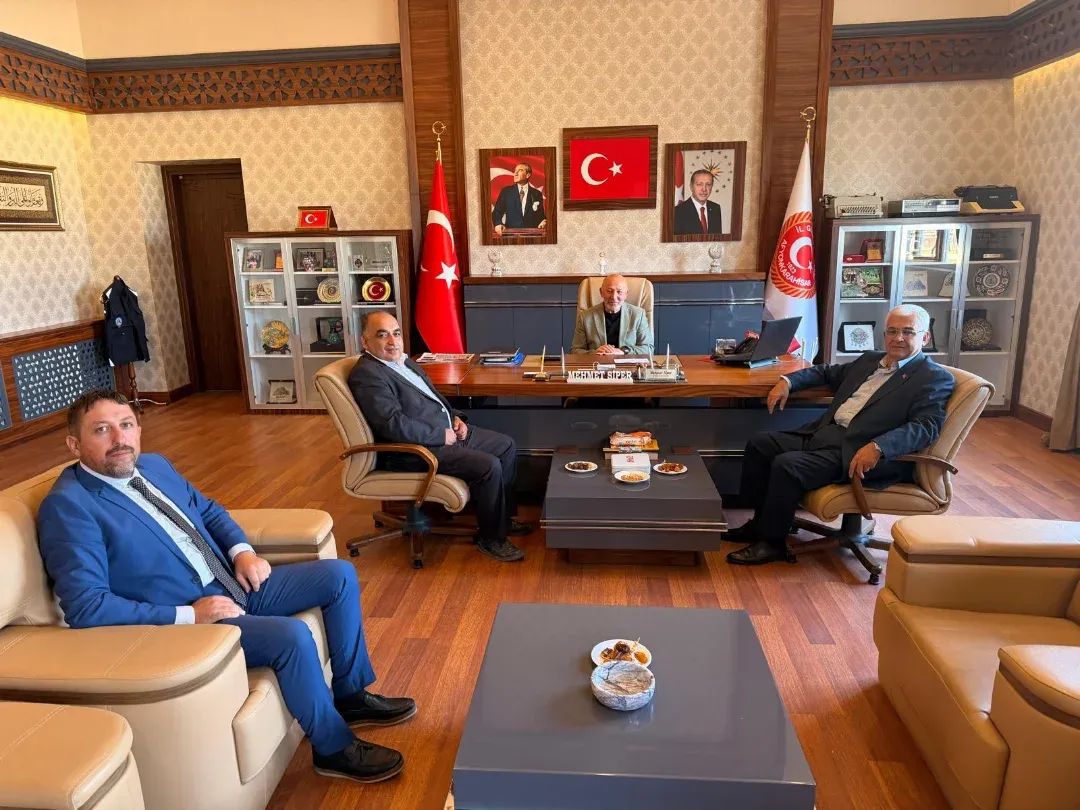 Sinanpaşa AK Parti Heyetinden İGM Başkanı Siper’e Ziyaret!