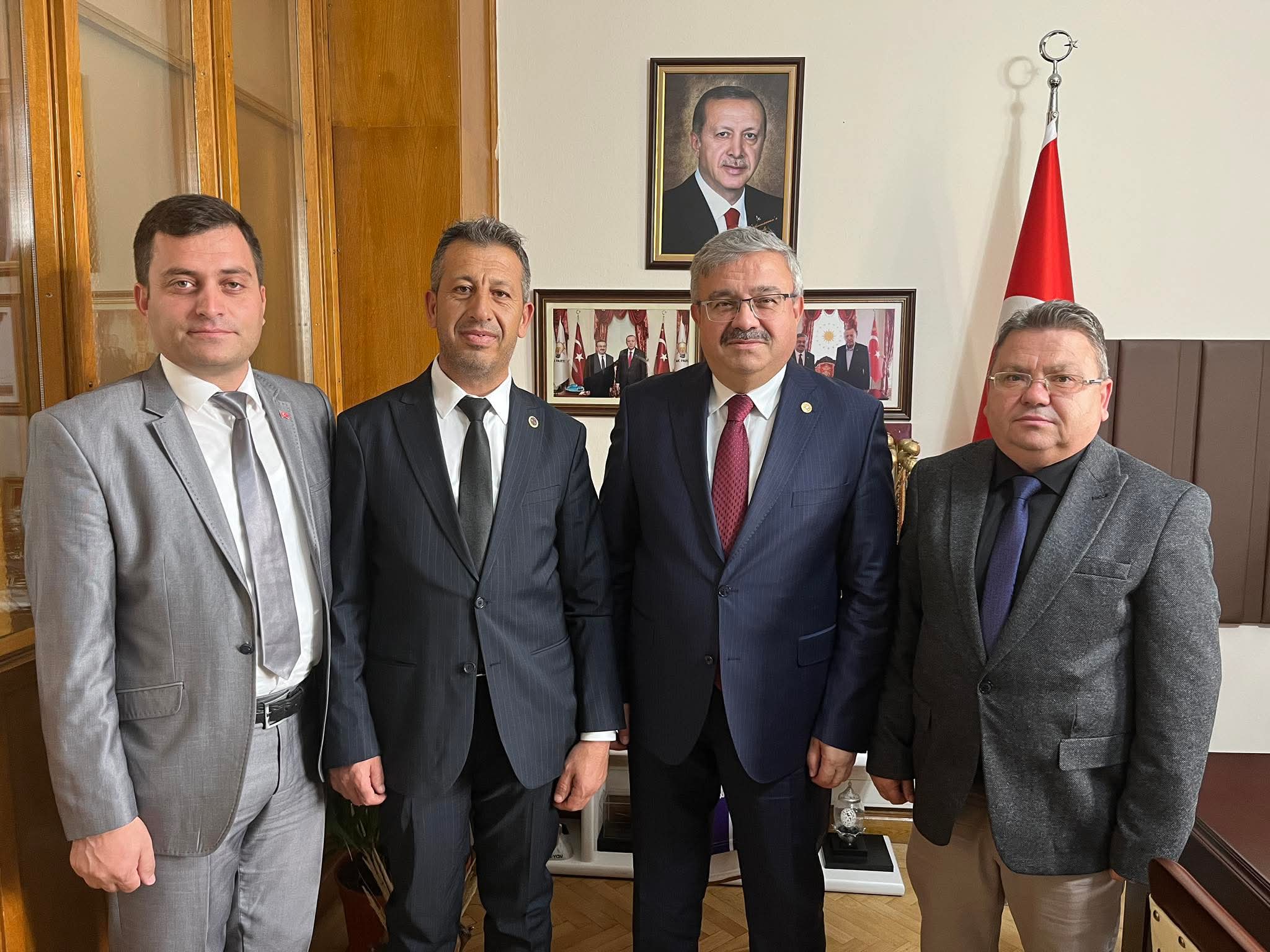 Başkan Davas’tan Milletvekili Yurdunuseven’e Ziyaret