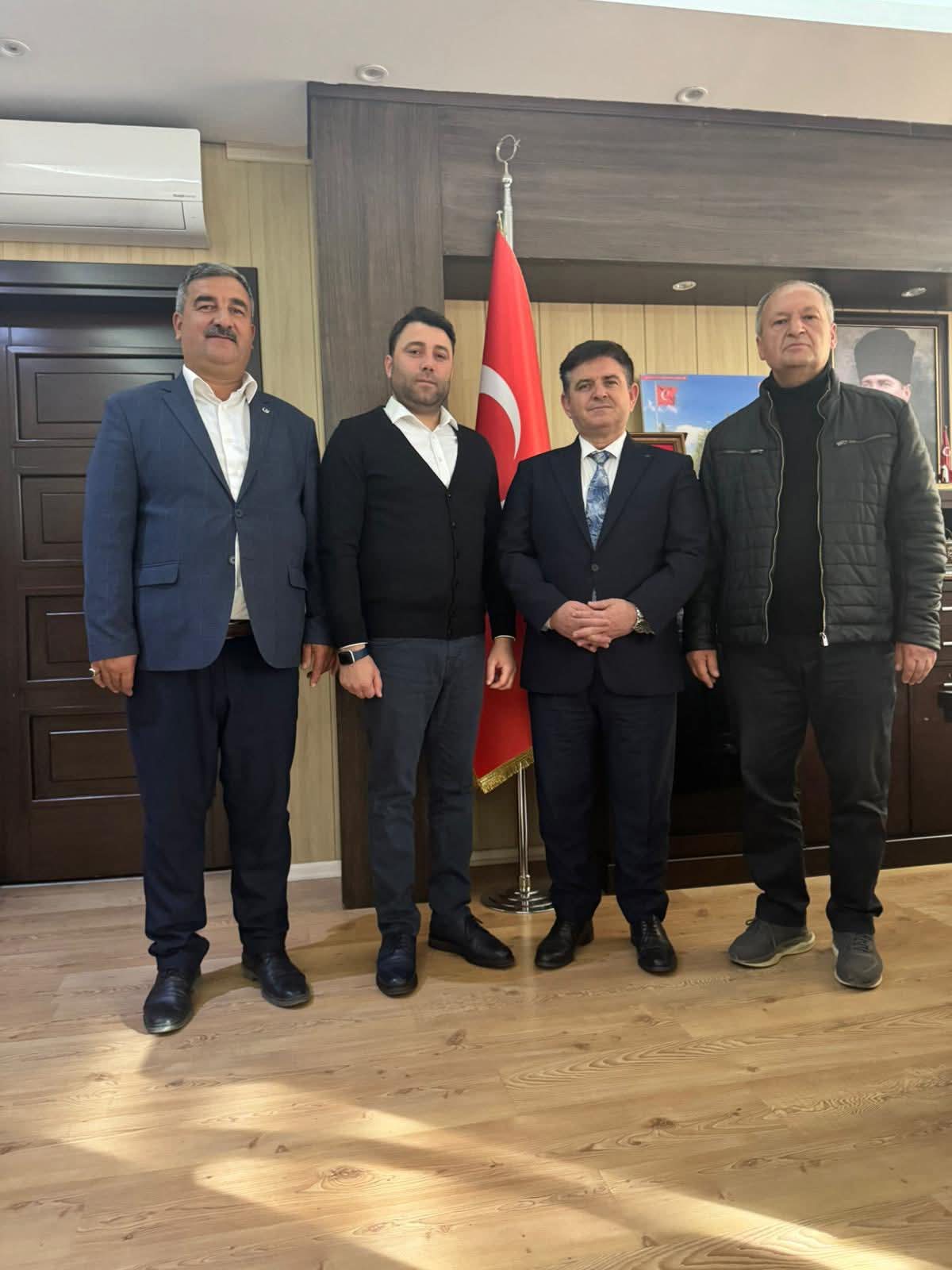 MHP Sinanpaşa Teşkilatından İl Defterdarı Gündüz’e Ziyaret