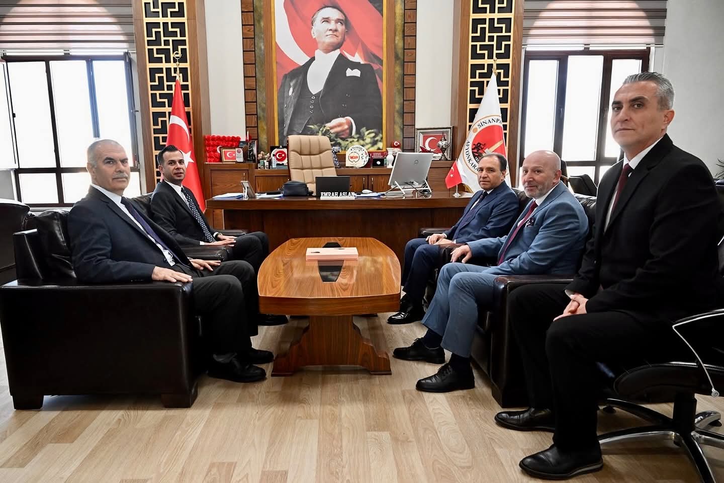 AKÜ Rektörü Prof. Dr. Mehmet Karakaş’tan Kaymakam Emrah Aslan’a Nezaket Ziyareti!