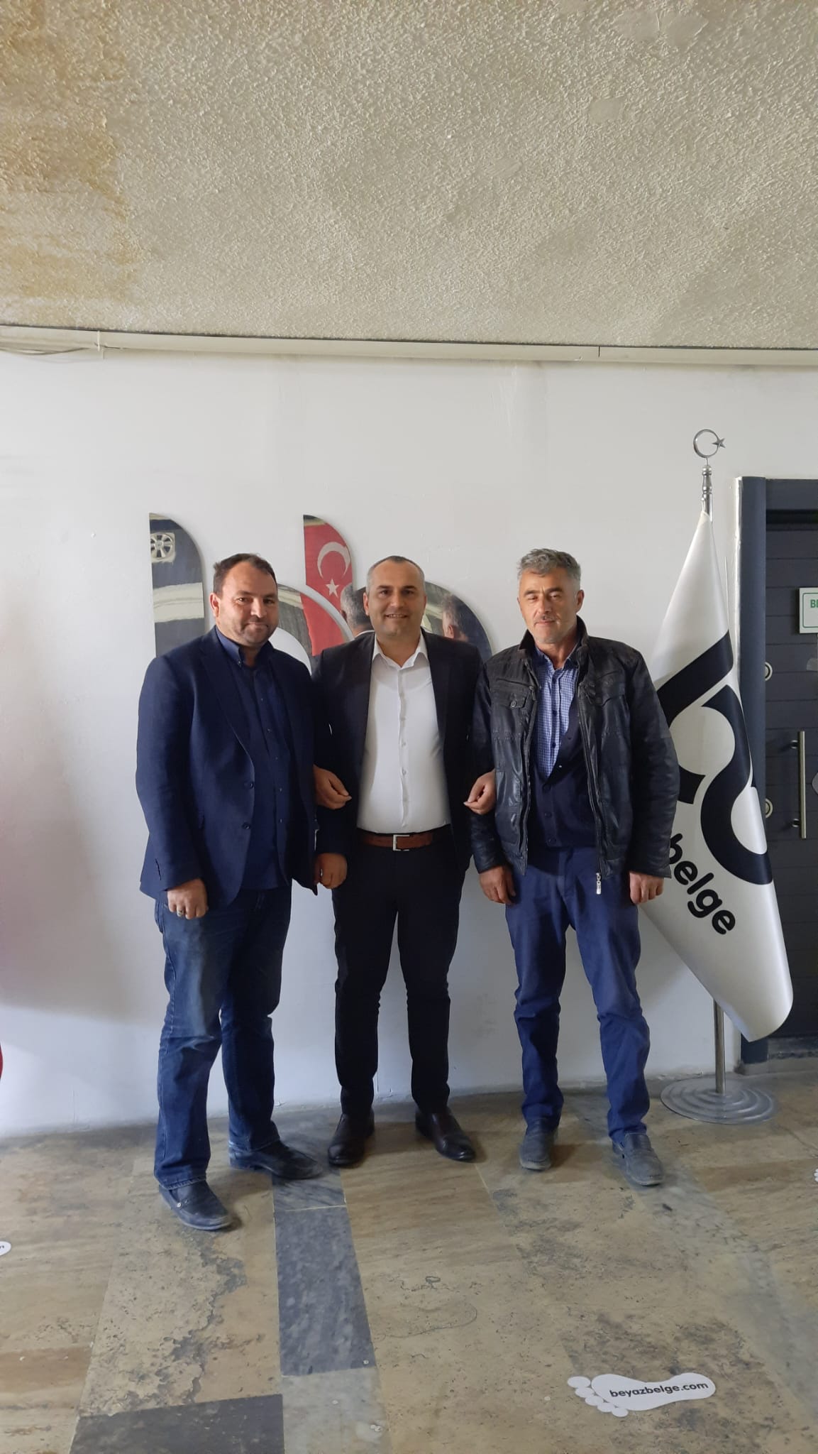 KARACAÖREN KÖYÜ MUHTARI ÖMER SARIKAYA’DAN SİNANPAŞAHABER’E ZİYARET