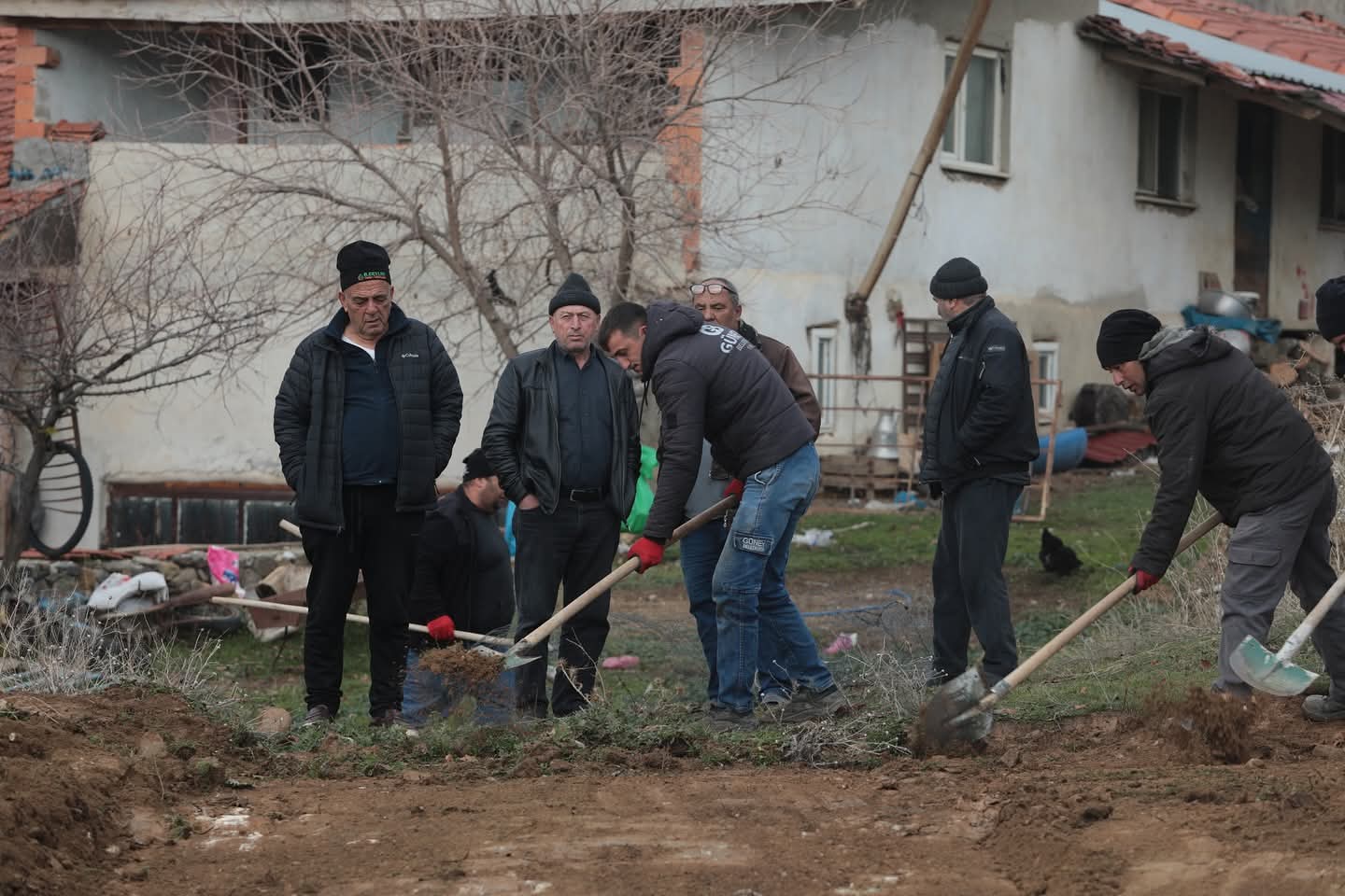 Güney’de Taş Döşeme Çalışmaları Başladı