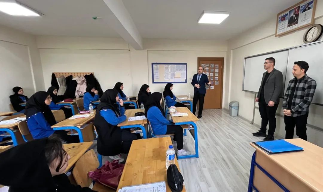 İlçe Millî Eğitim Müdürü Duru’dan Akören İmam Hatip Ortaokulu’na Ziyaret