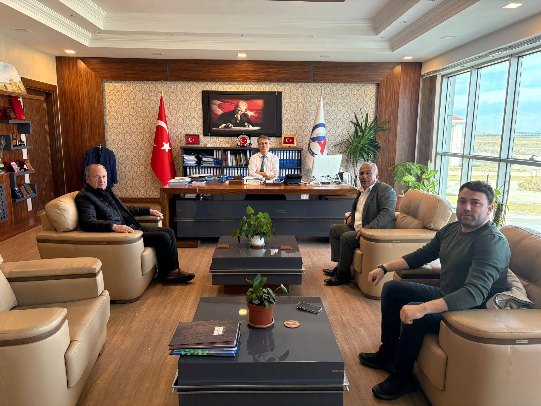 Sinanpaşa’nın 2026 Yatırımları İl Özel İdaresi’nde Değerlendirildi