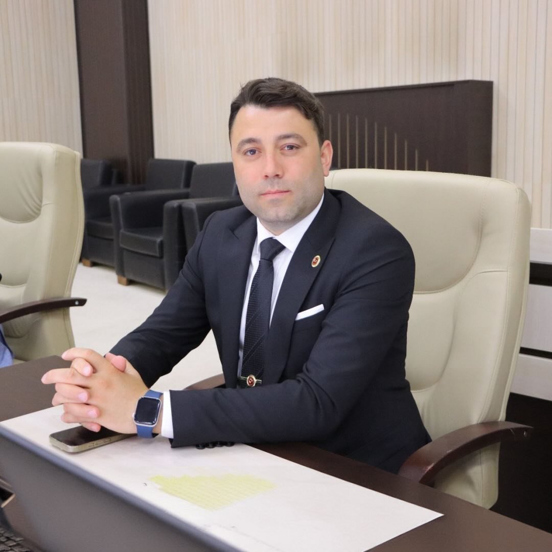 MHP'li Feyzi Akdeniz: “Üreticiyi Kendi Ellerimizle Yok Etmeyelim”