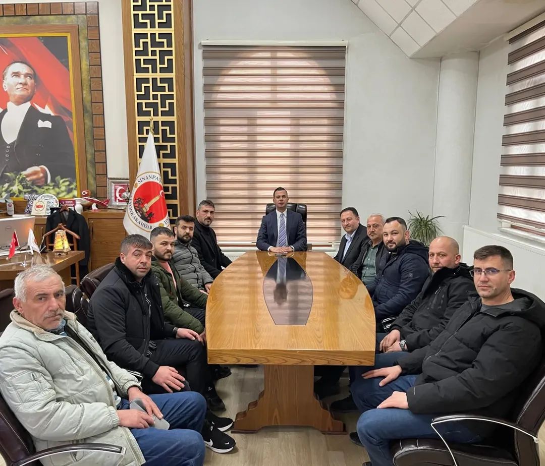 Başkan Çetinkaya ve Esnaf Odası Heyetinden Kaymakam Aslan’a Ziyaret