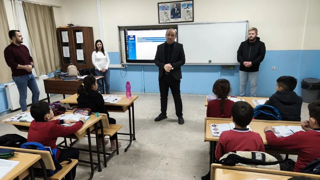 İlçe Millî Eğitim Müdürü Duru’dan Kayadibi Ortaokulu’na Ziyaret