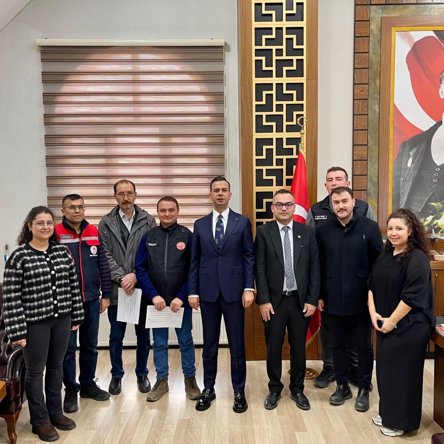 Kaymakam Emrah Aslan’dan İlçe Tarım Müdürlüğü Personeline Başarı Belgesi