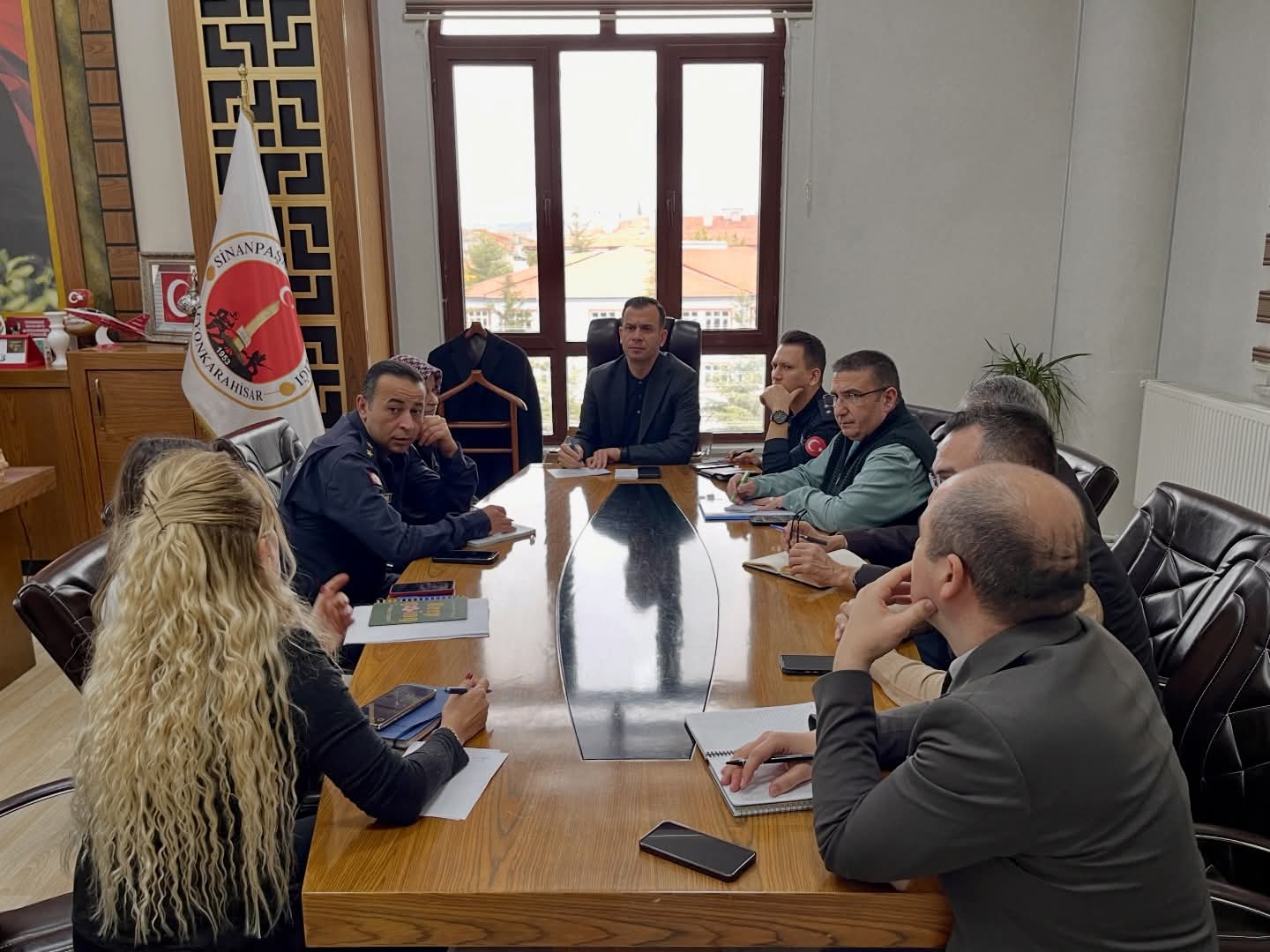 Sinanpaşa’da Halk Günü Toplantısı Gerçekleştirildi