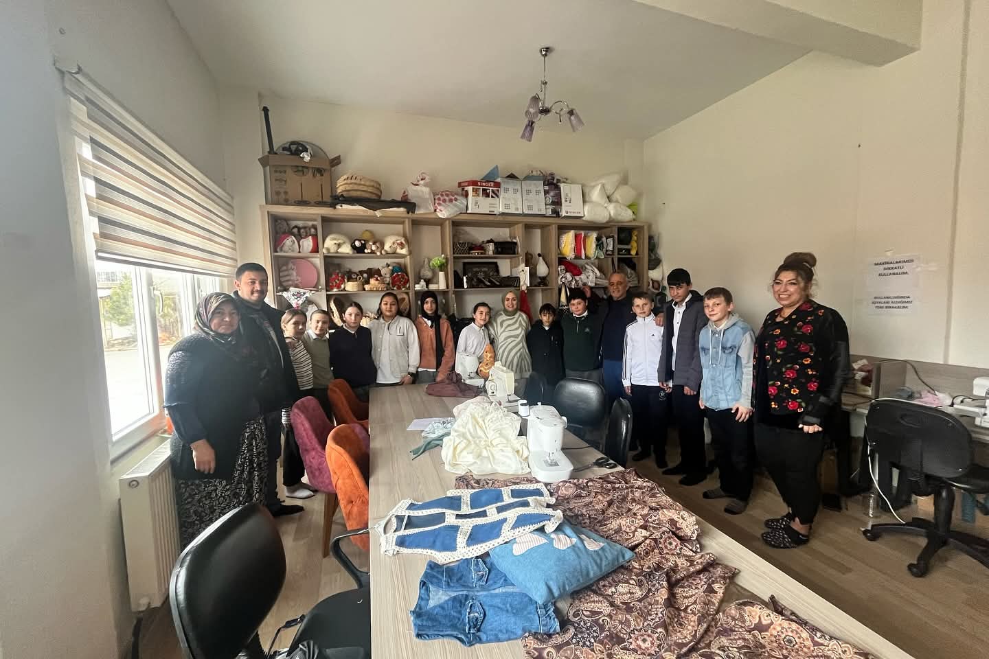 Başkan Karabacak Öğrencilerle Kadın Kültür Evi’ni Ziyaret Etti