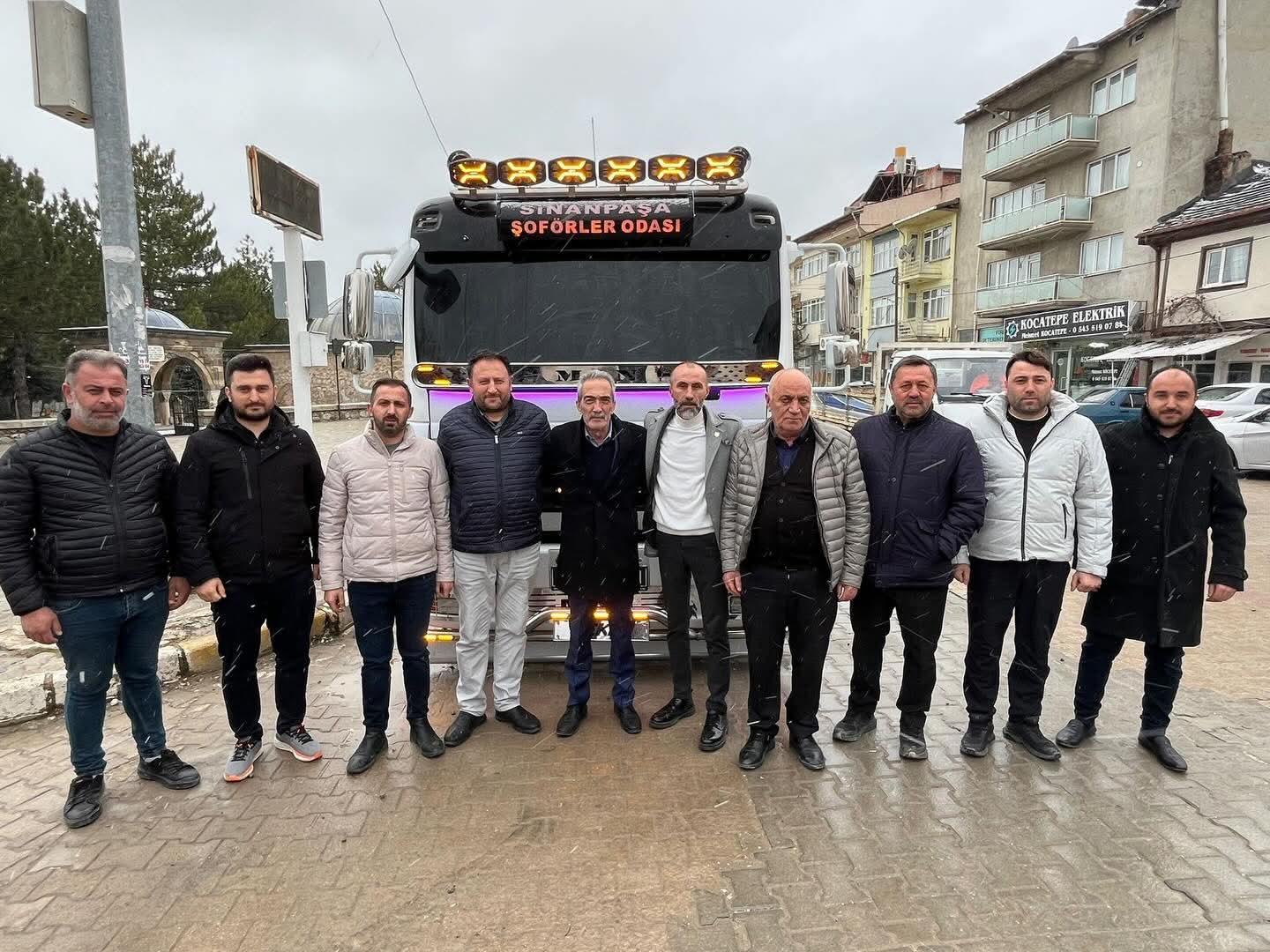 Sinanpaşa'da Esnafa Yeni Destek