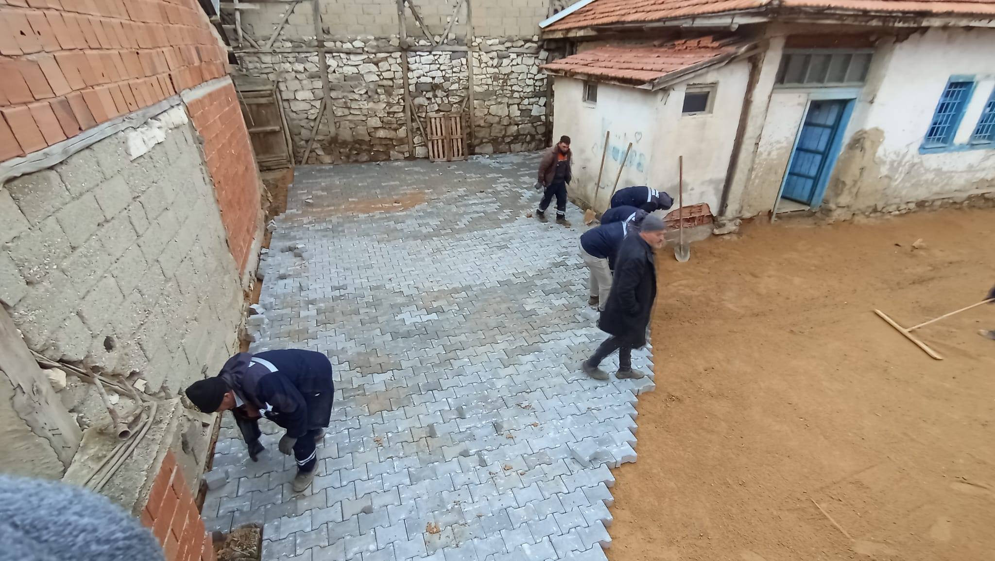 Başkan Selçuk Çetinkaya, Köy Odalarını tek tek yeniliyor