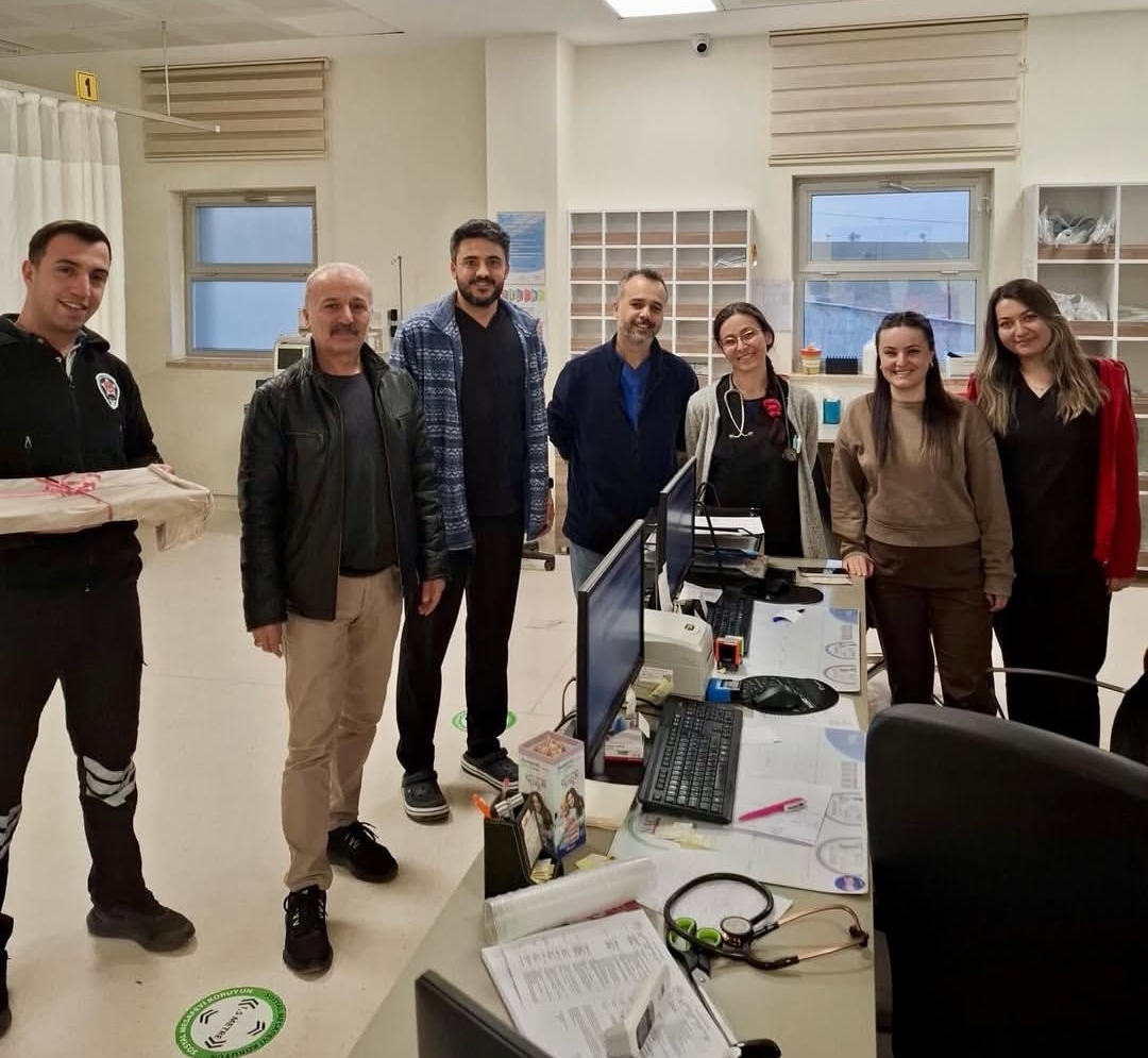 Başhekim Karadağ’dan Sağlık Çalışanlarını unutmadı