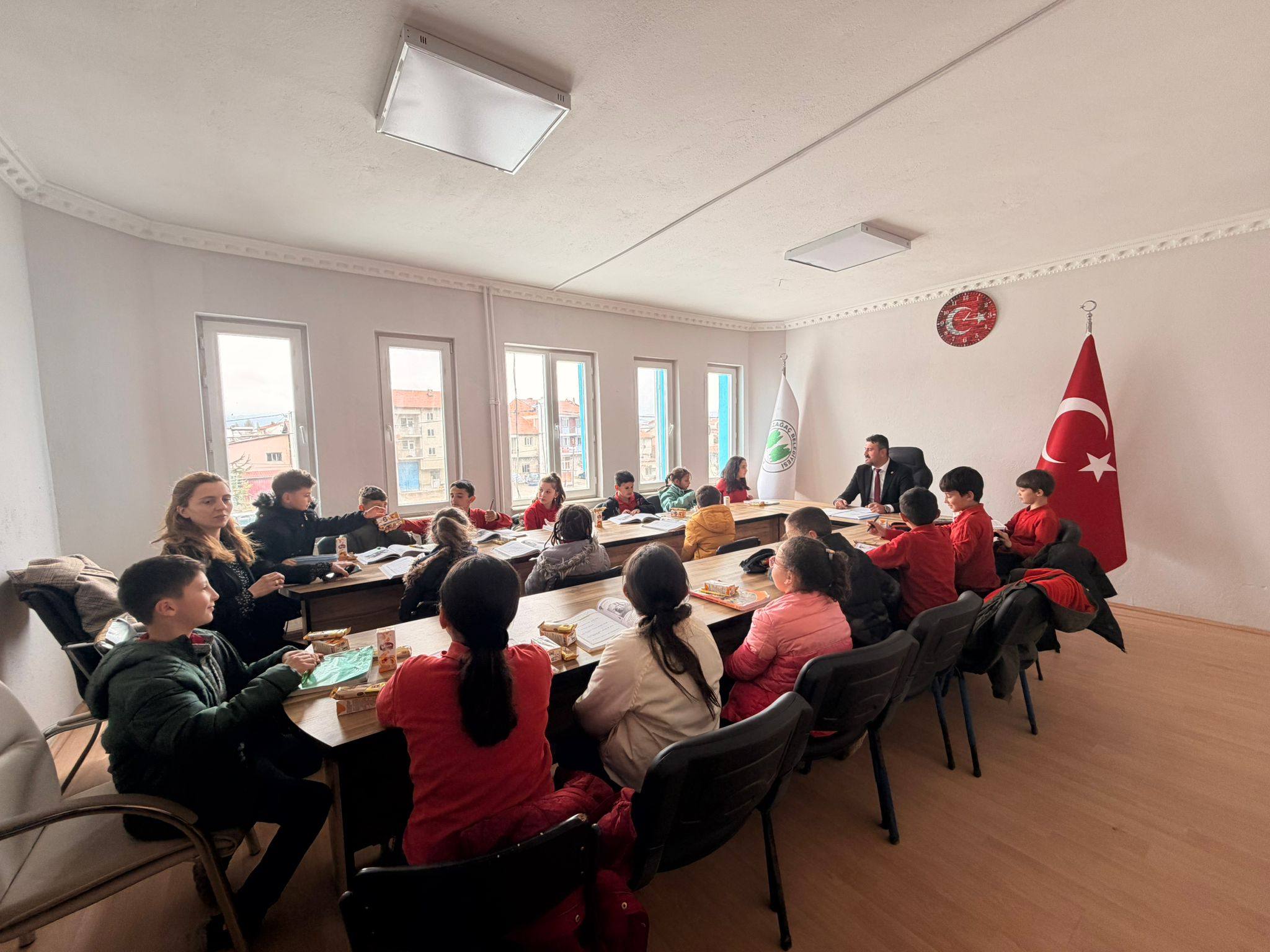 Başkan Selçuk Çetinkaya Minik Öğrencileri Belediyede Ağırladı