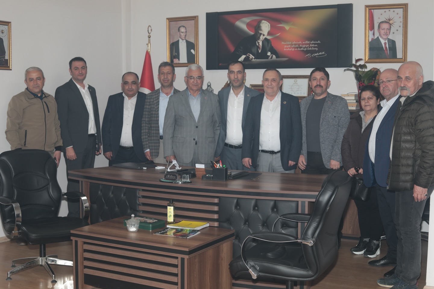 AK Parti Sinanpaşa Teşkilatından Başkan Baran’a Hayırlı Olsun Ziyareti