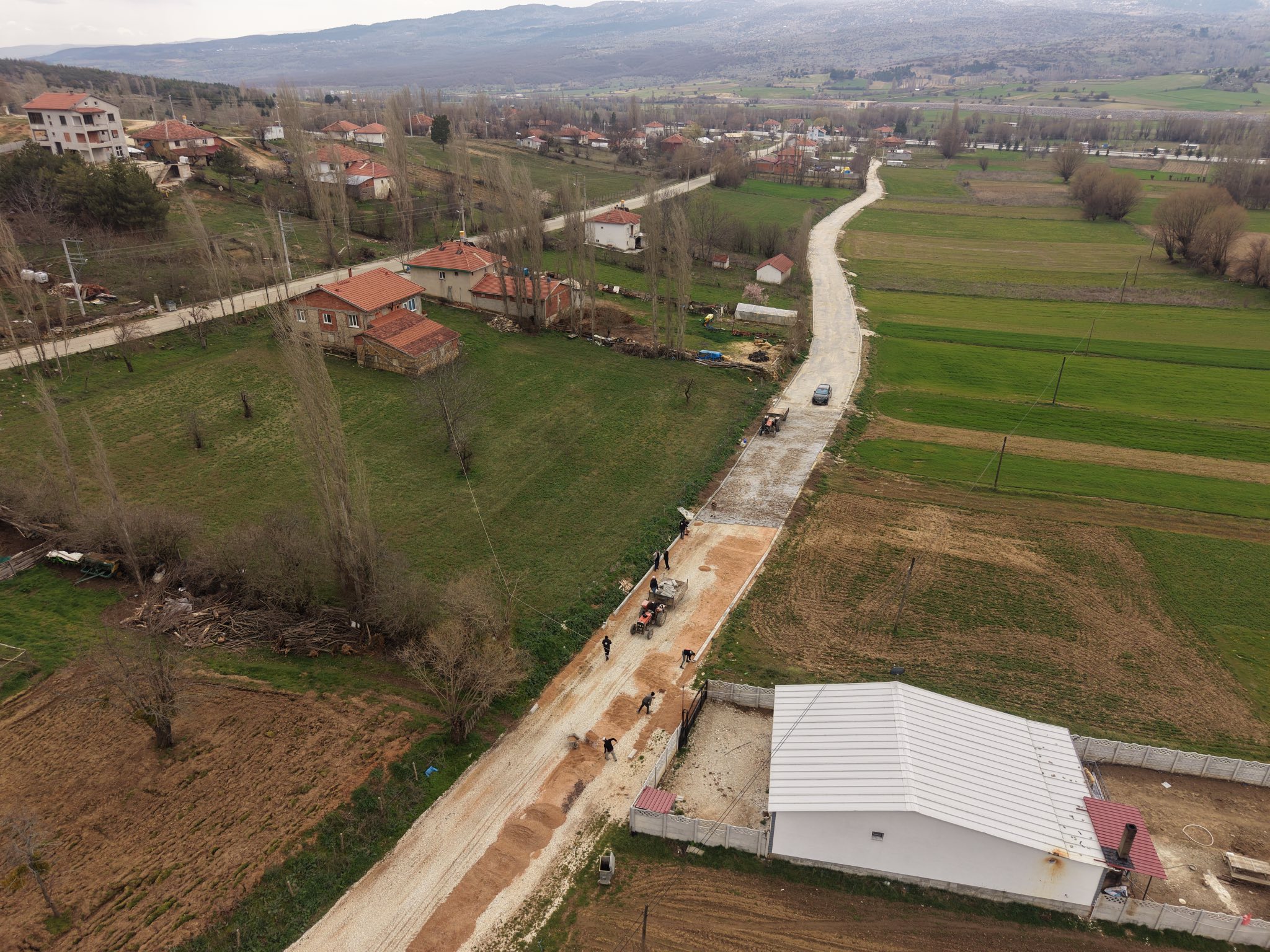Güney Belediyesi’nden Çalışlar Mahallesi’ne Taklat Yolu Müjdesi