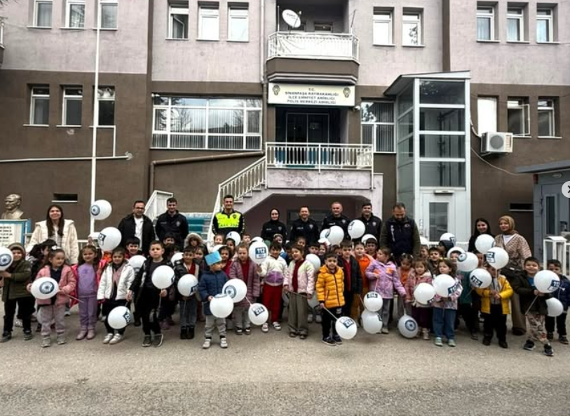 Minik Öğrencilere Polislik Mesleği ve Güvenlik Bilinci Anlatıldı