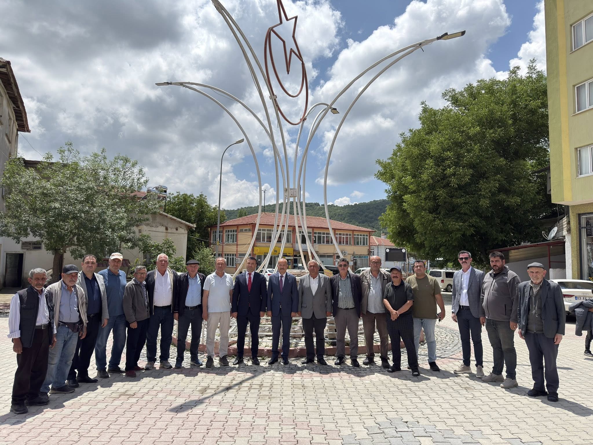 MHP Heyeti Taşoluk’ta Afet Bölgesinde Çiftçileri Ziyaret Etti