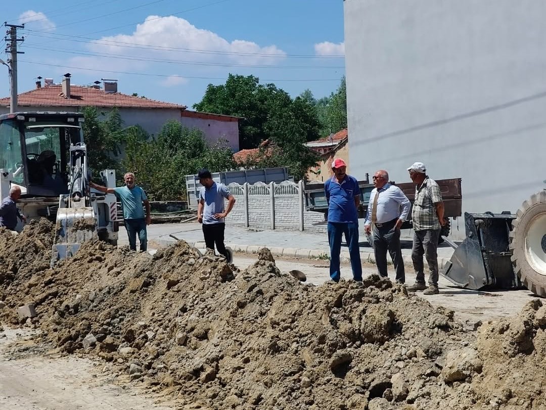 Başkan Osman Ateş Duyurdu: Atatürk Mahallesi'nde Altyapı Hamlesi