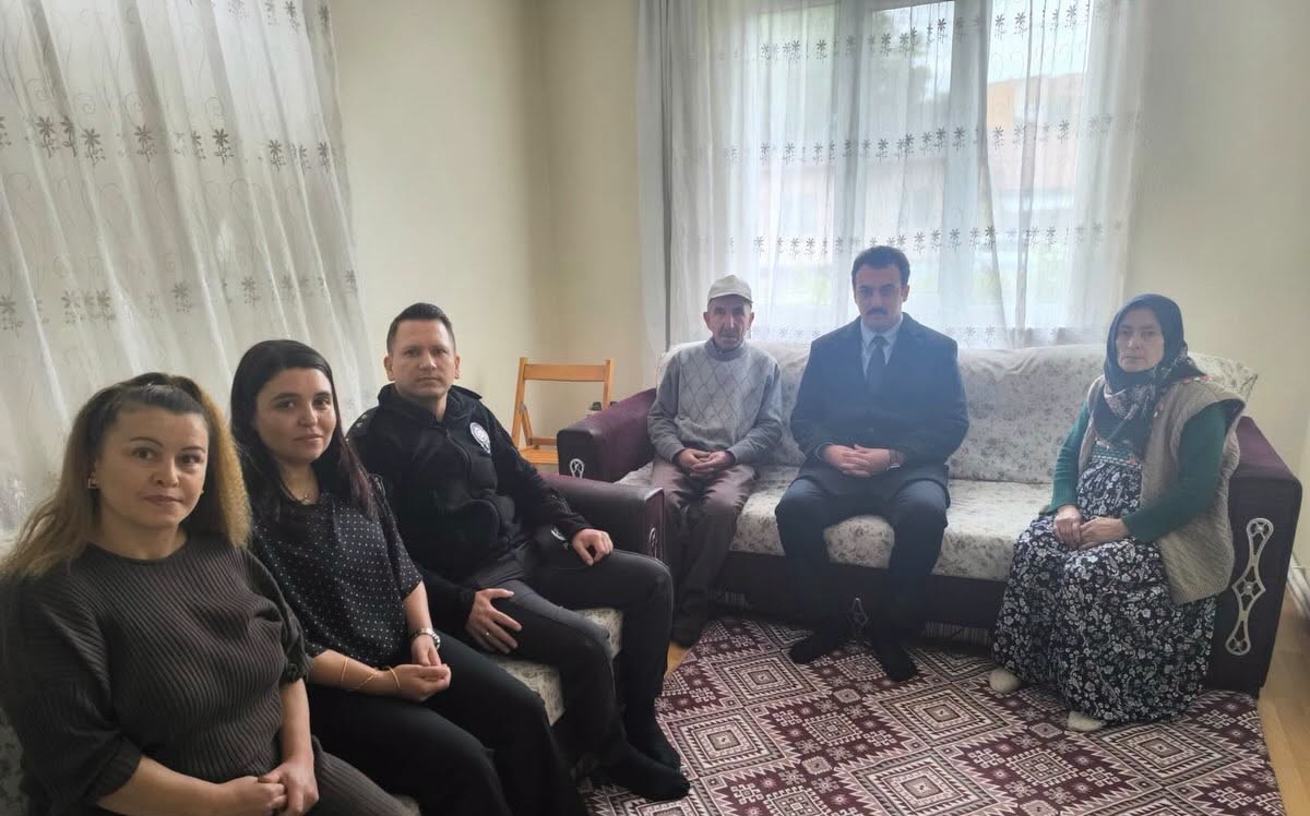 Kaymakam Miroğlu’ndan Dünya Yaşlılar Günü’nde Gönül Ziyareti